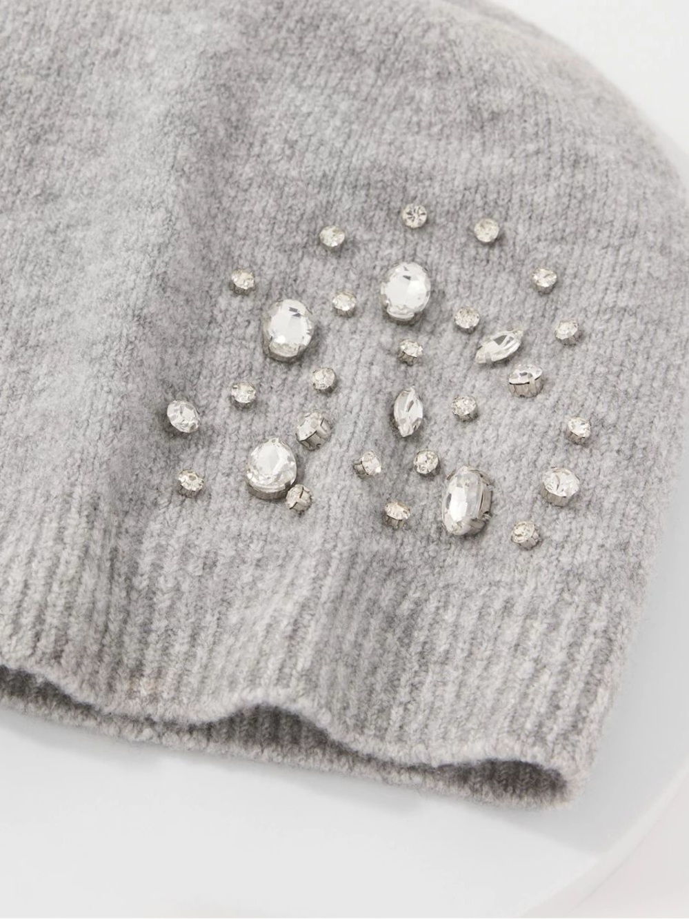 NWT White House Black Market Rhinestone Beanie Hat